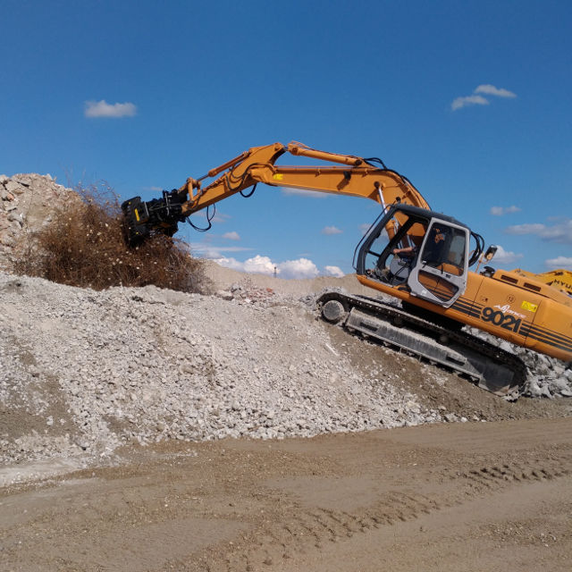 MB-G1200_Case_Italy.640x640