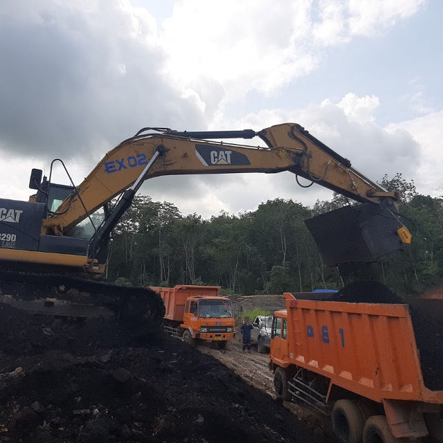 MB-HDS323_Caterpillar-329D_RM-mixer-kit_Indonesia_quarry_coal_5.640x640