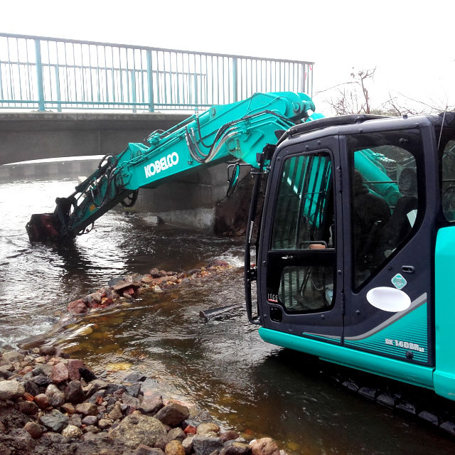 R700-Wasser_Kobelco_Germany_640x640